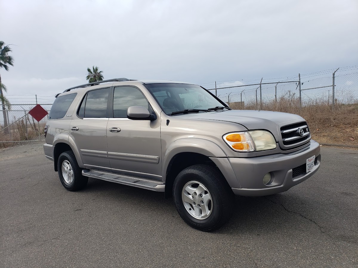 Toyota Sequoia serviced at Raul's Auto Service